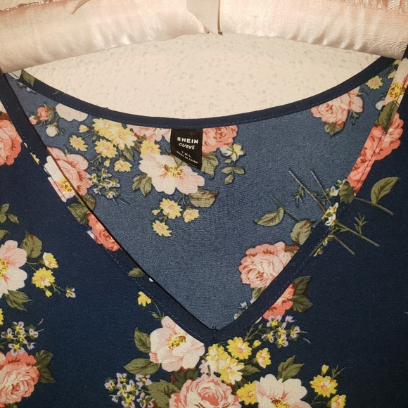 SHEIN Curve Romantic Boho Pink Roses Floral Ruffle Sleeve Maxi Dress 1X - Picture 12 of 16